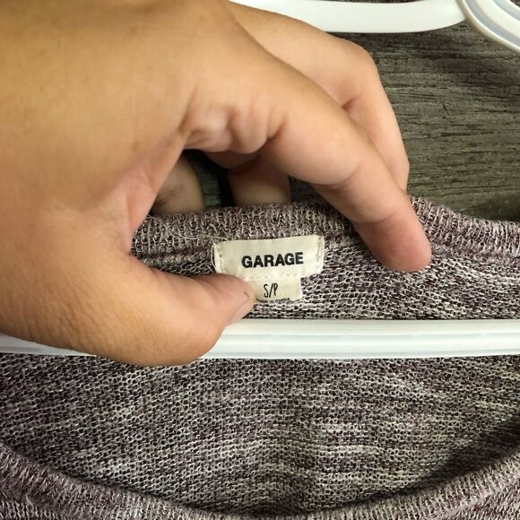 Garage Size Small Greyish Purple Lightweight Knit Long Sleeve Top - Picture 4 of 5